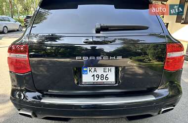 Внедорожник / Кроссовер Porsche Cayenne 2007 в 