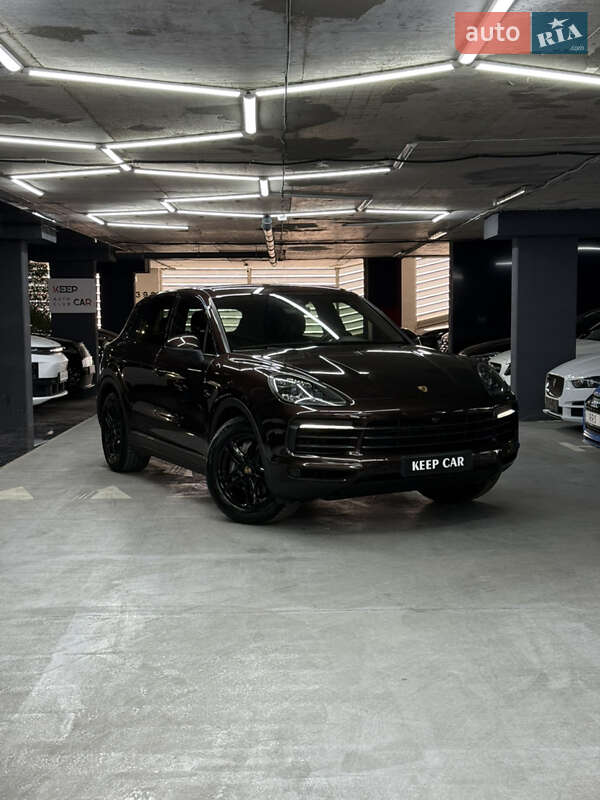 Внедорожник / Кроссовер Porsche Cayenne 2019 в 