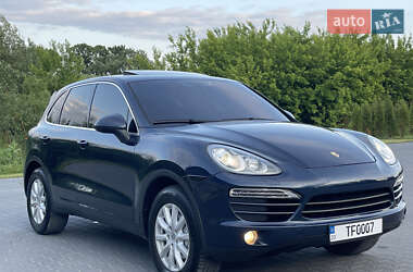 Внедорожник / Кроссовер Porsche Cayenne 2012 в 