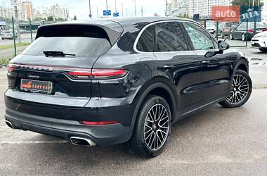 Внедорожник / Кроссовер Porsche Cayenne 2018 в 