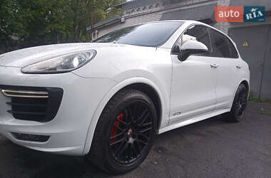 Позашляховик / Кросовер Porsche Cayenne 2015 в Києві