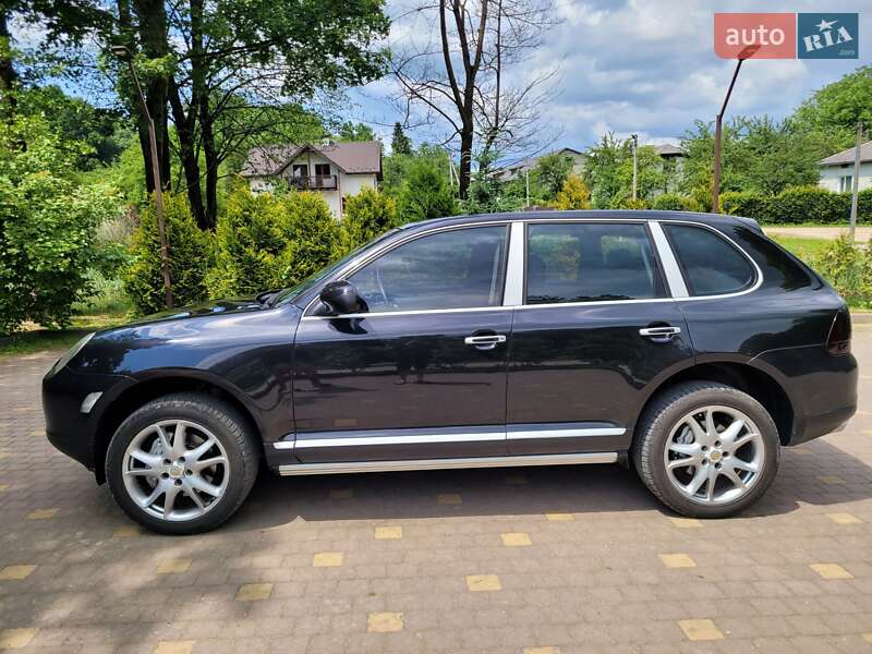 Позашляховик / Кросовер Porsche Cayenne 2004 в Долині