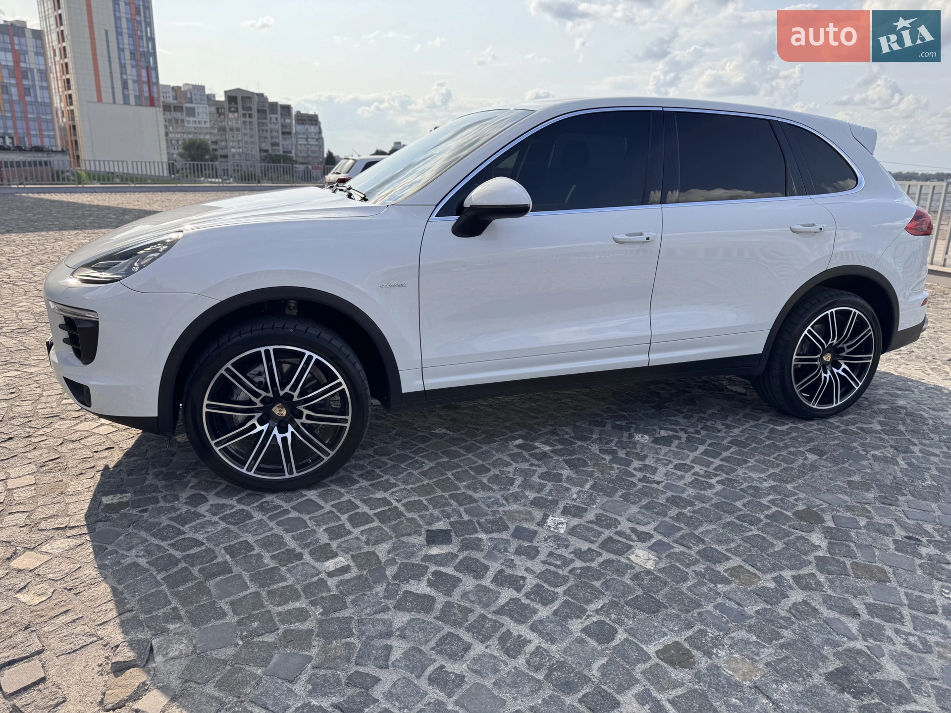 2015 Porsche Cayenne - мініатюра 8