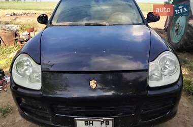 Позашляховик / Кросовер Porsche Cayenne 2004 в Сараті