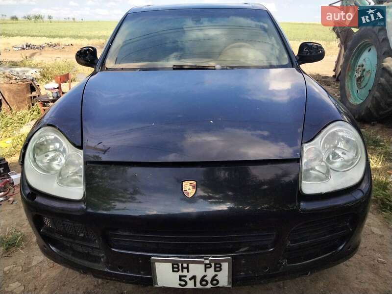 Porsche Cayenne 2004
