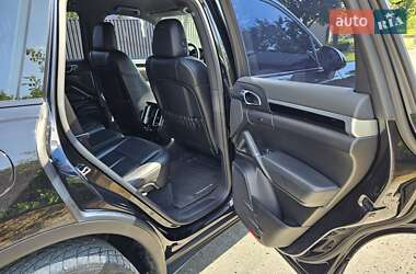 Внедорожник / Кроссовер Porsche Cayenne 2013 в 