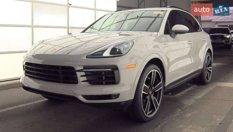 Внедорожник / Кроссовер Porsche Cayenne 2020 в 