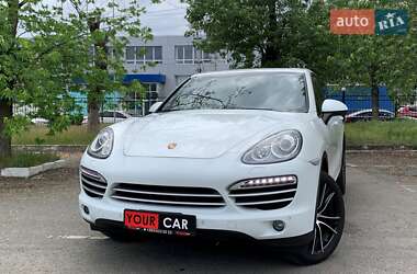 Позашляховик / Кросовер Porsche Cayenne 2014 в Києві
