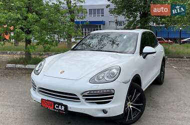 Позашляховик / Кросовер Porsche Cayenne 2014 в 