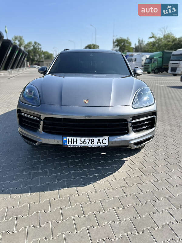 Позашляховик / Кросовер Porsche Cayenne 2019 в Одесі
