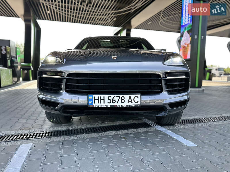 Позашляховик / Кросовер Porsche Cayenne 2019 в Одесі