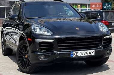 Внедорожник / Кроссовер Porsche Cayenne 2017 в 
