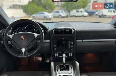 Позашляховик / Кросовер Porsche Cayenne 2005 в 