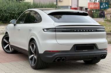 Внедорожник / Кроссовер Porsche Cayenne 2023 в Киеве
