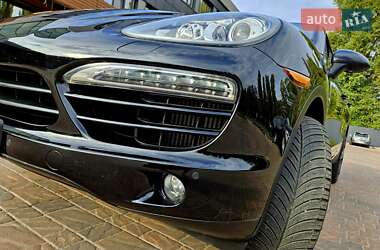 Внедорожник / Кроссовер Porsche Cayenne 2013 в 