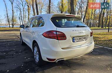 Позашляховик / Кросовер Porsche Cayenne 2010 в 
