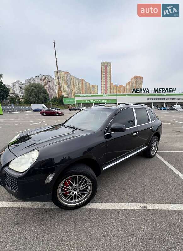 Позашляховик / Кросовер Porsche Cayenne 2004 в Києві