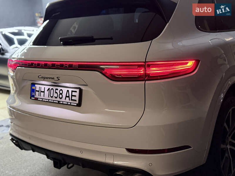 Внедорожник / Кроссовер Porsche Cayenne 2019 в Одессе