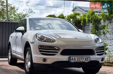 Внедорожник / Кроссовер Porsche Cayenne 2013 в Запорожье