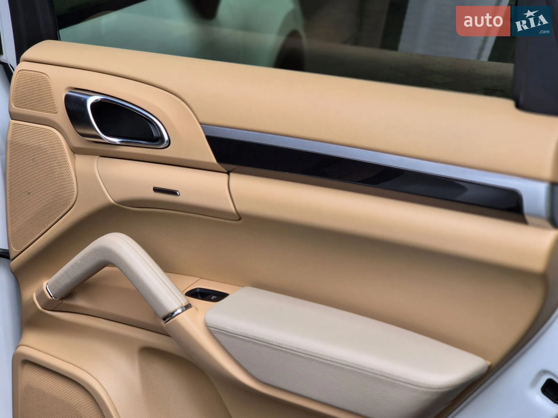 2013 Porsche Cayenne - мініатюра 41