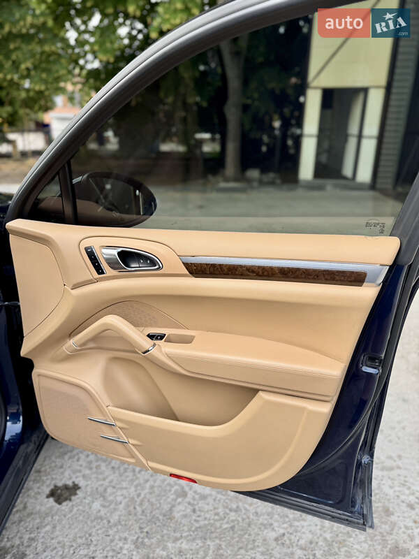 Позашляховик / Кросовер Porsche Cayenne 2012 в Мукачевому фото 14 Позашляховик / Кросовер Porsche Cayenne 2012 в Мукачевому