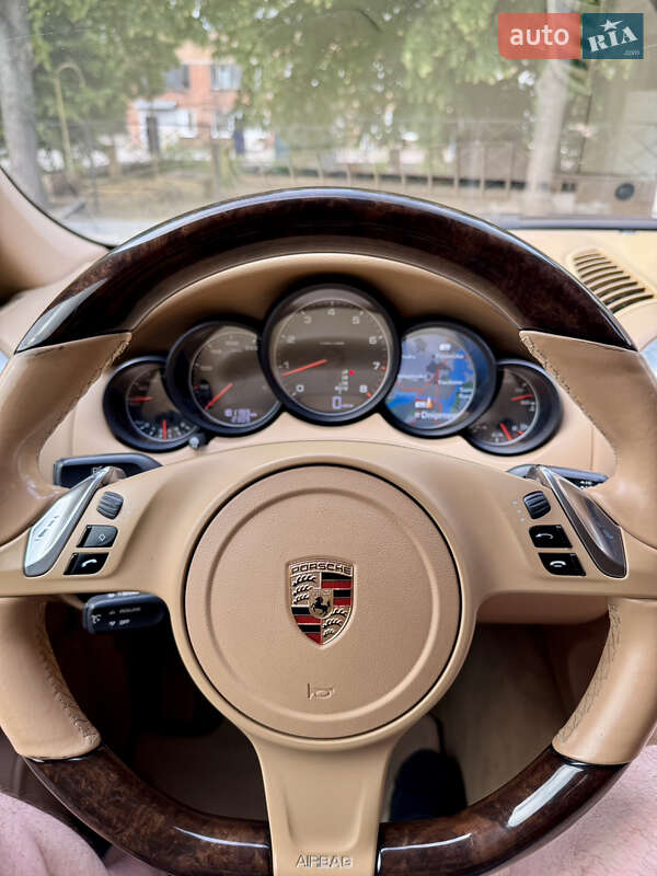 Внедорожник / Кроссовер Porsche Cayenne 2012 в Днепре