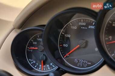 Позашляховик / Кросовер Porsche Cayenne 2013 в 
