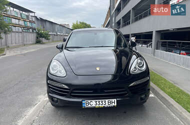 Внедорожник / Кроссовер Porsche Cayenne 2013 в 