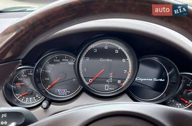 Внедорожник / Кроссовер Porsche Cayenne 2013 в 