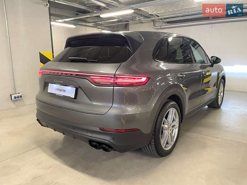 Внедорожник / Кроссовер Porsche Cayenne 2019 в Киеве