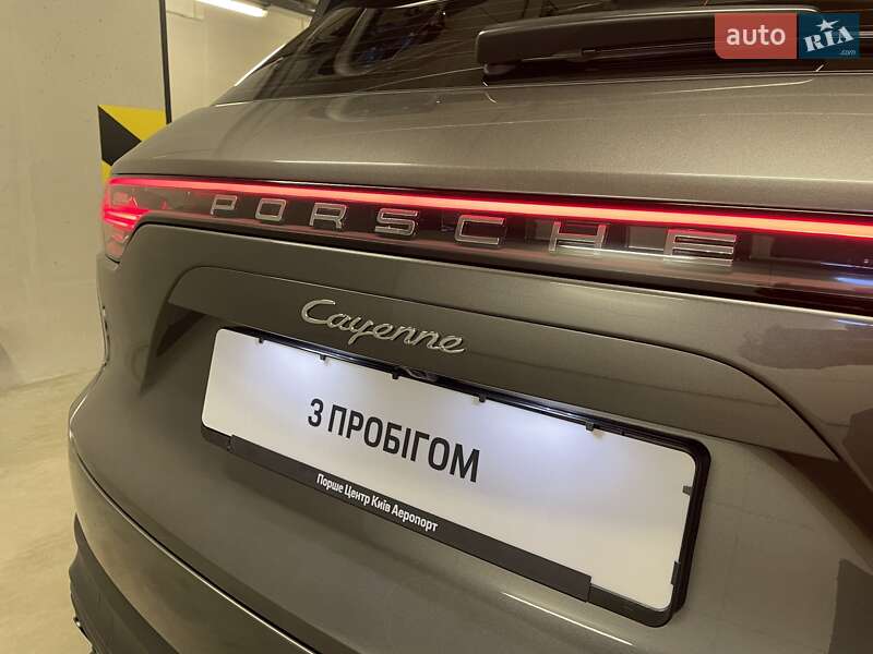 Внедорожник / Кроссовер Porsche Cayenne 2019 в Киеве