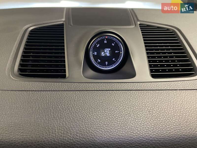 Внедорожник / Кроссовер Porsche Cayenne 2019 в Киеве