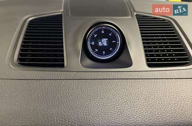 Внедорожник / Кроссовер Porsche Cayenne 2019 в 
