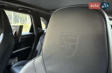 Позашляховик / Кросовер Porsche Cayenne 2022 в 