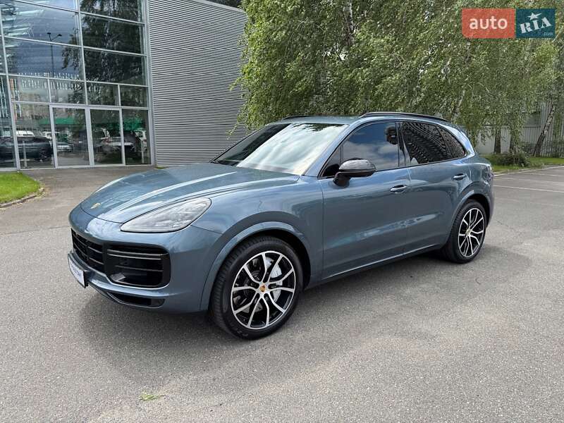 Внедорожник / Кроссовер Porsche Cayenne 2019 в Киеве