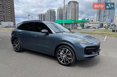 Внедорожник / Кроссовер Porsche Cayenne 2019 в 
