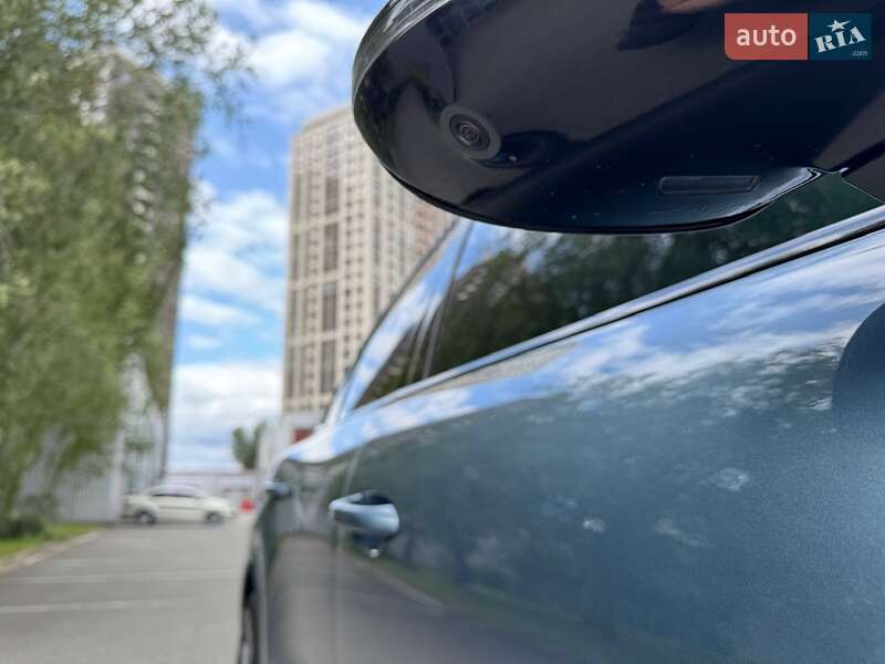 Внедорожник / Кроссовер Porsche Cayenne 2019 в Киеве