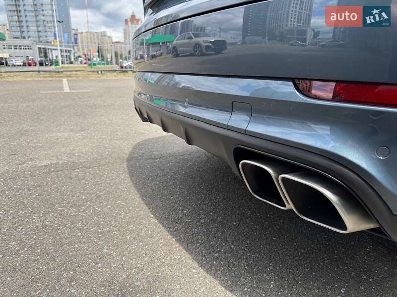 Внедорожник / Кроссовер Porsche Cayenne 2019 в Киеве