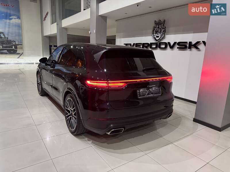 Внедорожник / Кроссовер Porsche Cayenne 2019 в Одессе
