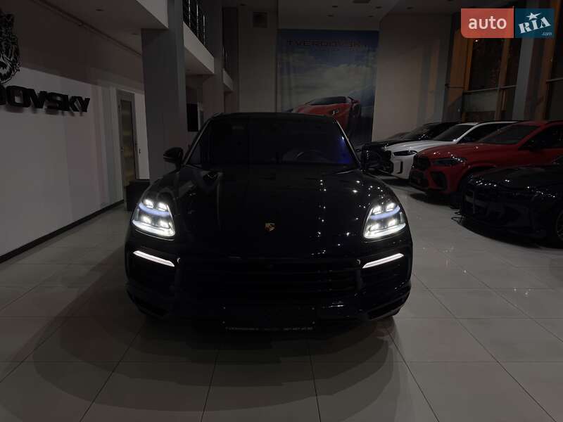 Внедорожник / Кроссовер Porsche Cayenne 2019 в Одессе