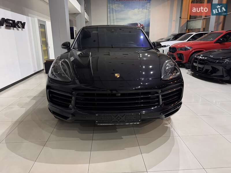 Внедорожник / Кроссовер Porsche Cayenne 2019 в Одессе