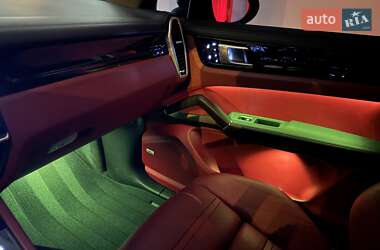 Внедорожник / Кроссовер Porsche Cayenne 2019 в 
