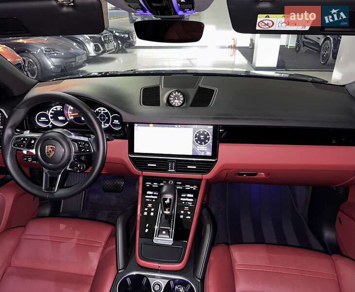 Внедорожник / Кроссовер Porsche Cayenne 2019 в Одессе