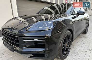 Внедорожник / Кроссовер Porsche Cayenne 2024 в 