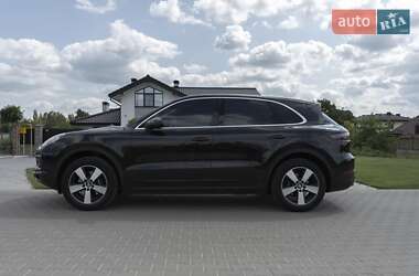 Позашляховик / Кросовер Porsche Cayenne 2018 в 
