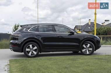 Позашляховик / Кросовер Porsche Cayenne 2018 в 