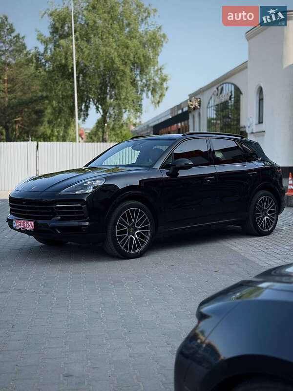 Позашляховик / Кросовер Porsche Cayenne 2022 в Києві