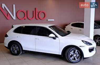 Внедорожник / Кроссовер Porsche Cayenne 2011 в 