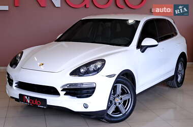 Внедорожник / Кроссовер Porsche Cayenne 2011 в 
