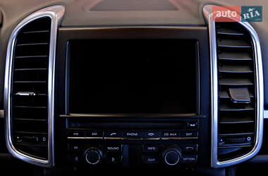Внедорожник / Кроссовер Porsche Cayenne 2011 в 